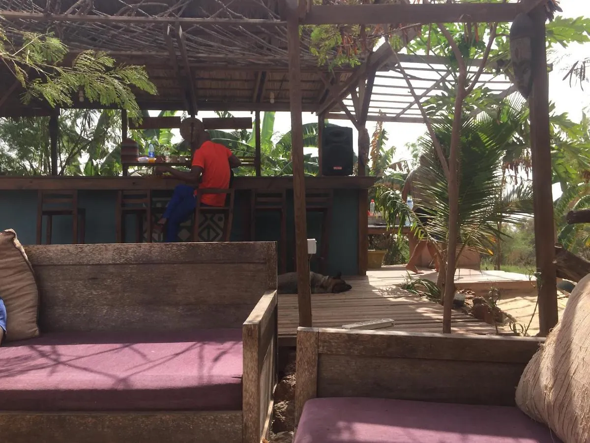 Nakamu Lodge داكاغْ